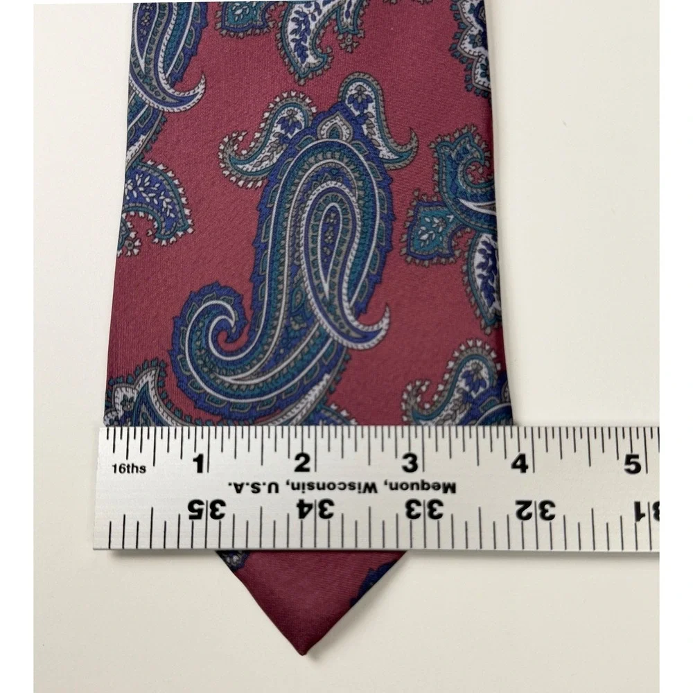 Italian Burgundy Paisley Hand Made‎ Silk Tie